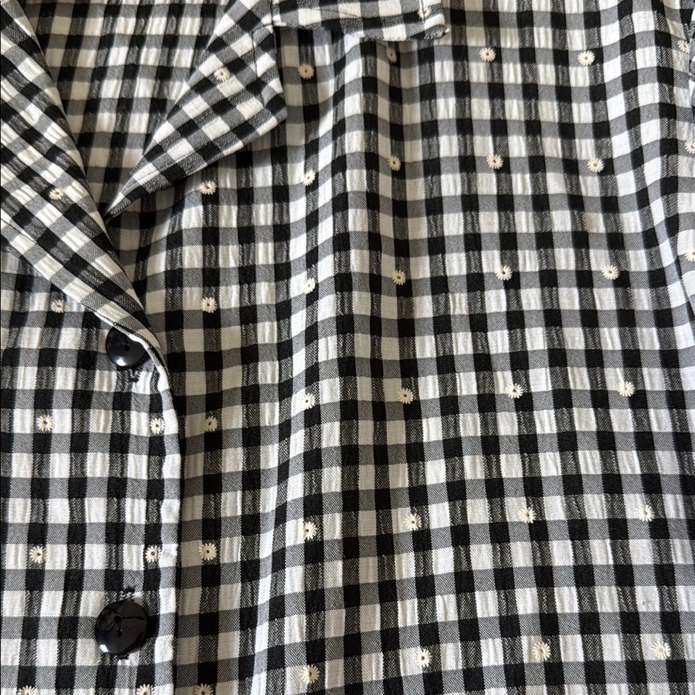 Vintage Gingham Daisy Short Sleeve Top